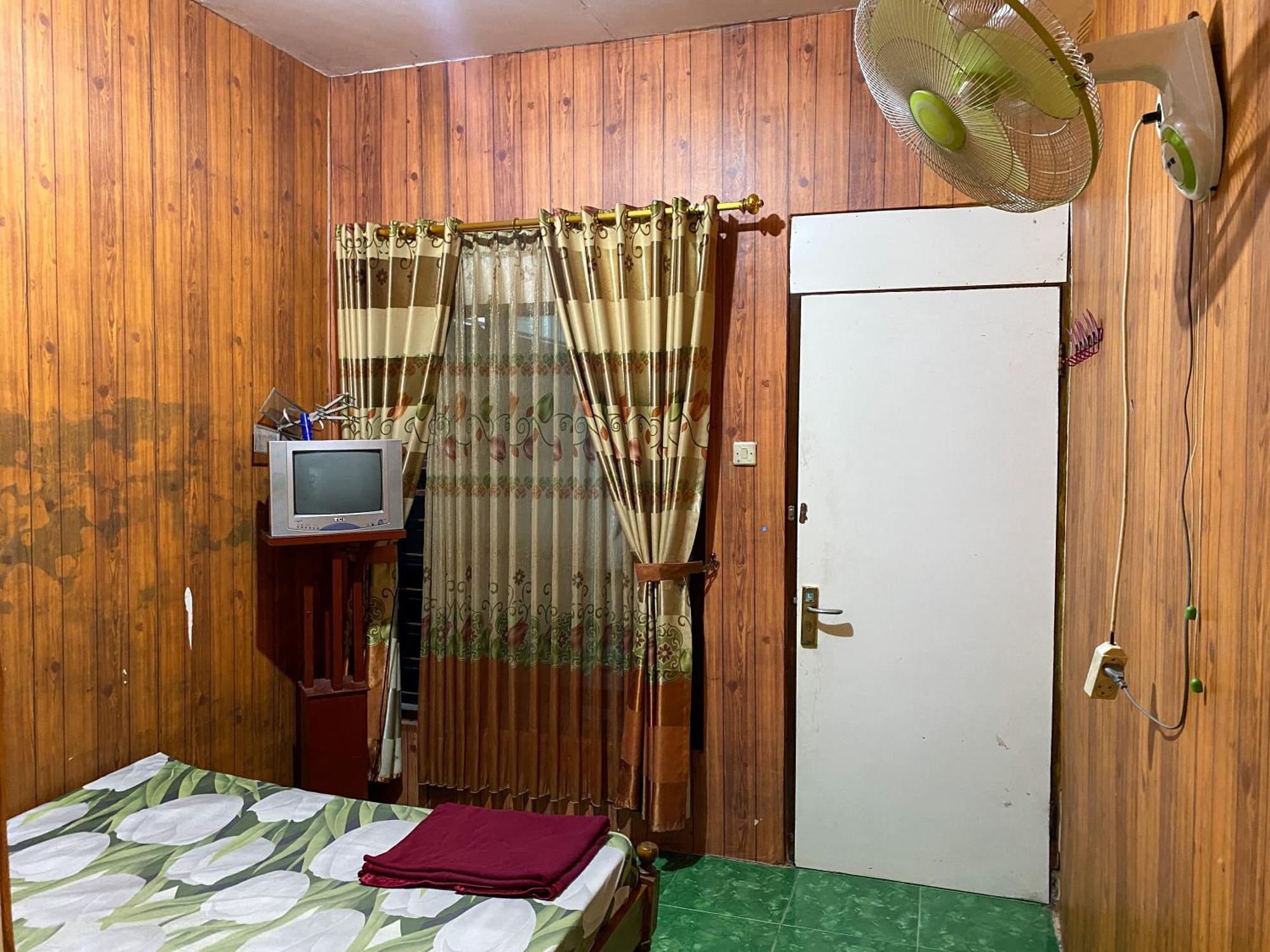 Parikesit Guest House Yogyakarta Exterior foto